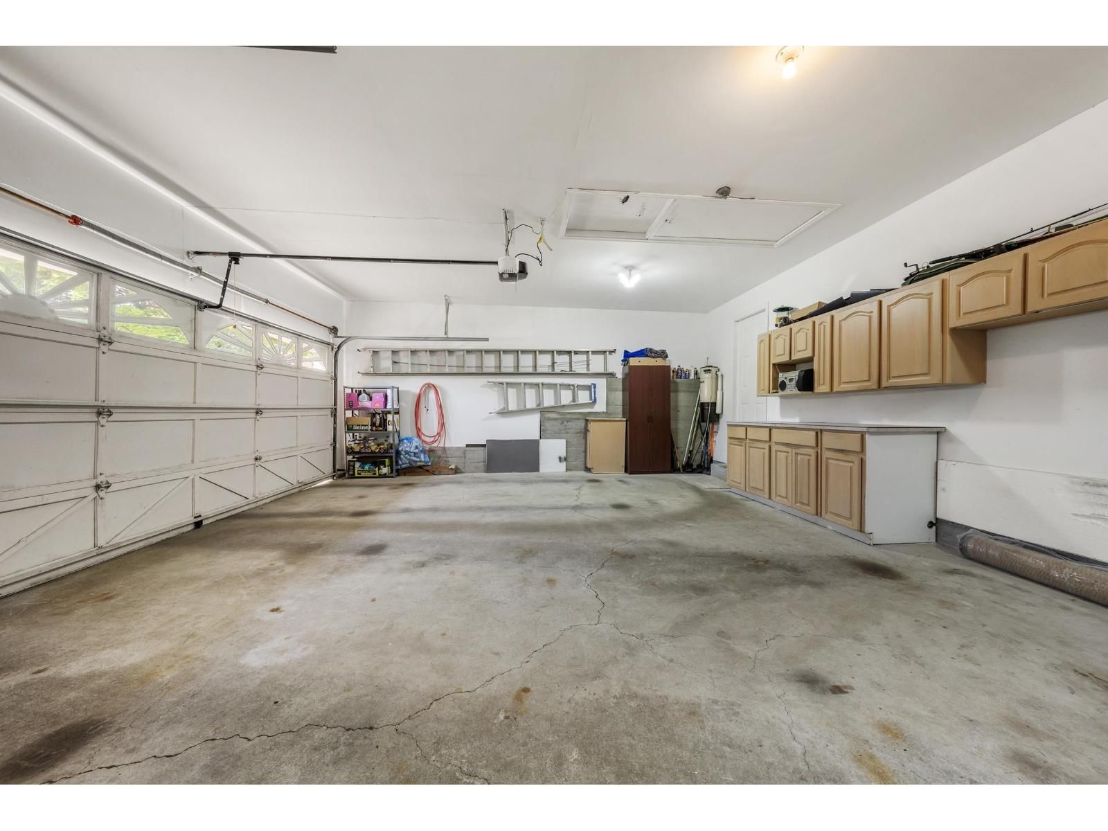 8030 153A STREET Image 36