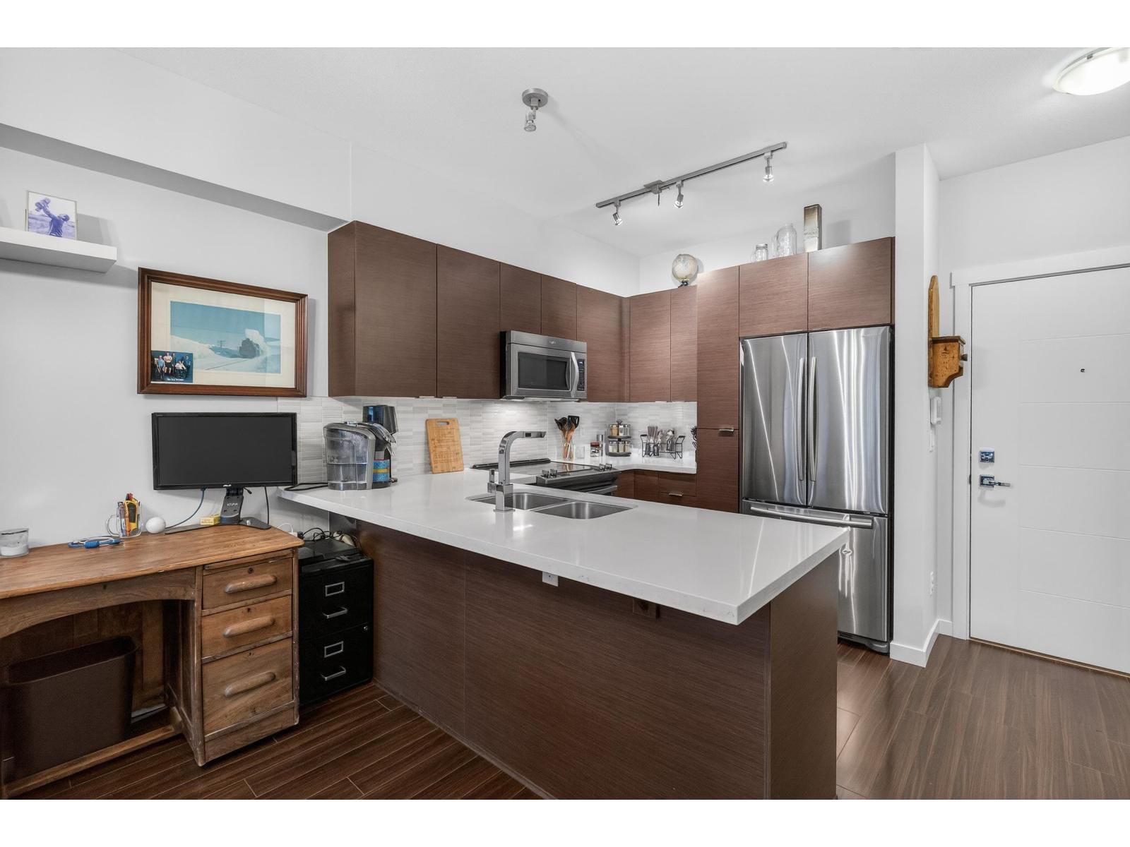 101 - 19201 66A AVENUE Image 11