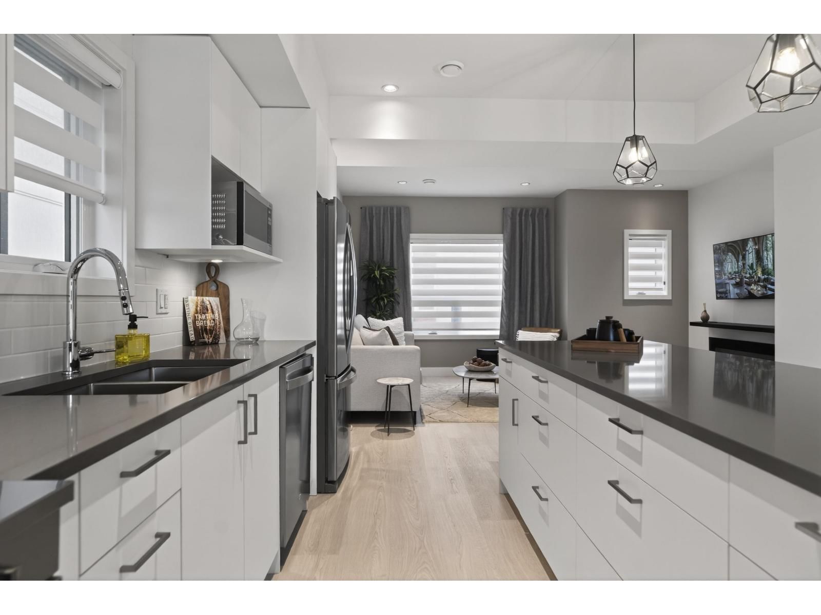 81 - 7381 PRESTON BOULEVARD Image 13