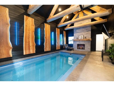 46492 VALLEYVIEW Road | Chilliwack British Columbia | Slide Image One