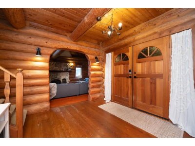 46492 VALLEYVIEW Road | Chilliwack British Columbia | Slide Image Five