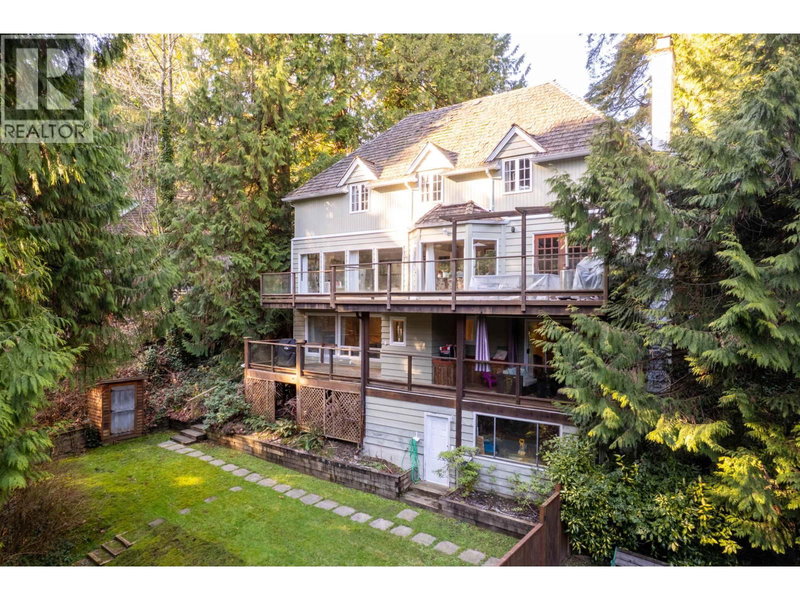 526 NEWDALE Place, West Vancouver, V7T1W5 | Image 2