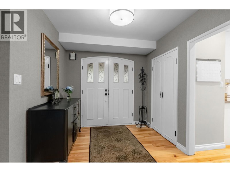 526 NEWDALE Place, West Vancouver, V7T1W5 | Image 3