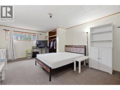 4745 GILPIN Court | Burnaby British Columbia | Slide Image Sixteen
