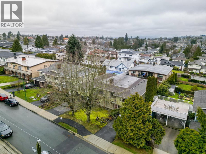 3965 GILPIN Street, Burnaby, V5G2H2 | Image 2