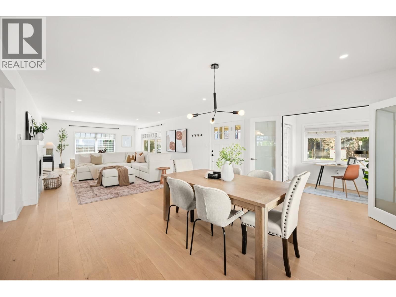 4770 54A STREET Image 20