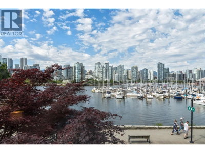 784 MILLBANK | Vancouver British Columbia | Slide Image One