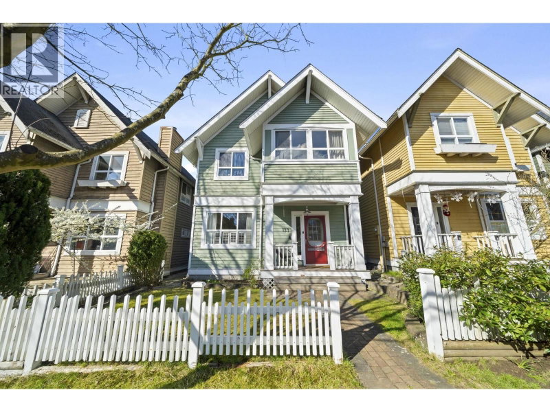 133 STAR Crescent New Westminster British Columbia, V3M 6X6 - 3 Bedrooms Home For Sale