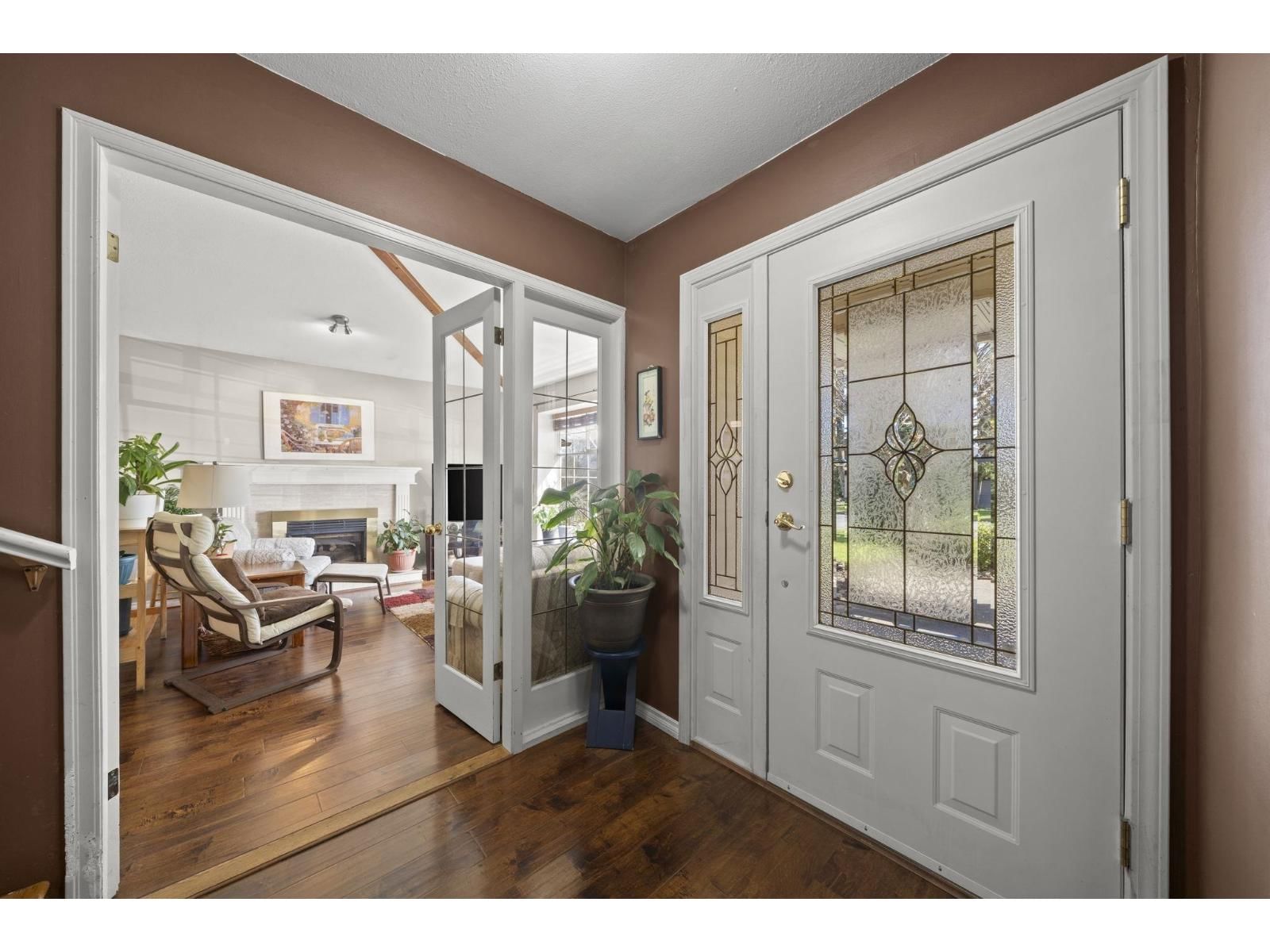 8891 157 STREET Image 2