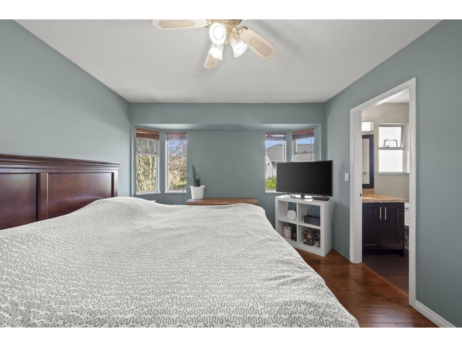 8891 157 STREET Image 26