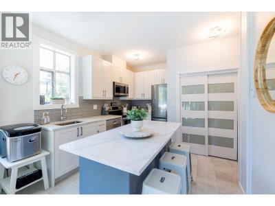 4405 BLACKCOMB Way | Whistler British Columbia | Slide Image Twelve