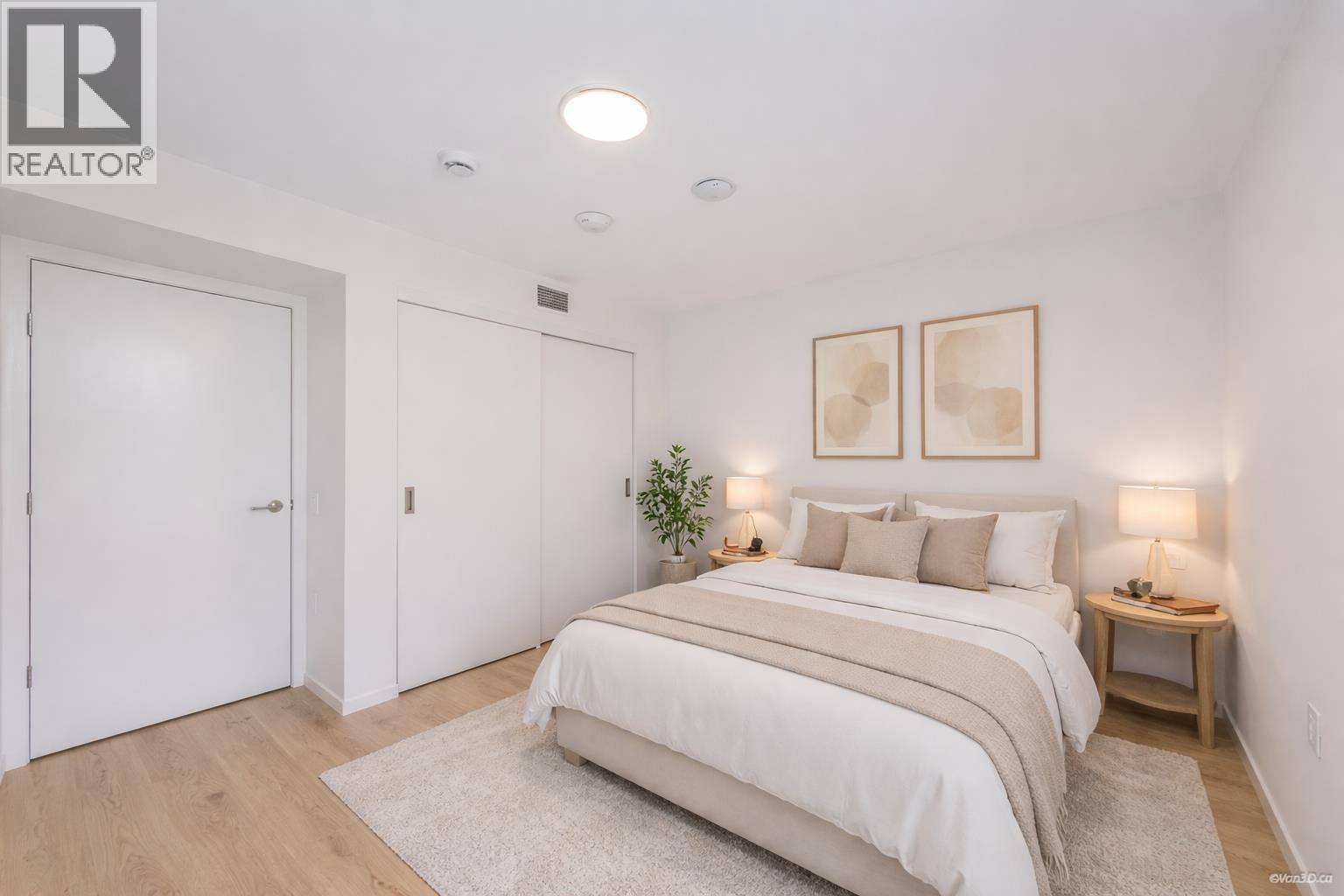 366 - 5189 EARLES STREET Image 4