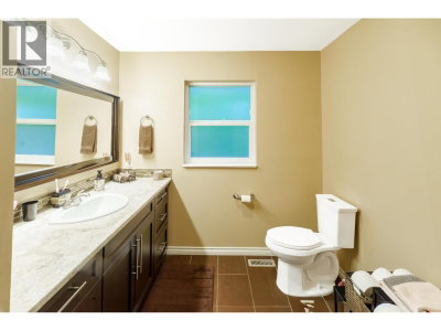 23381 WHIPPOORWILL Avenue | Maple Ridge British Columbia | Slide Image Twenty-seven