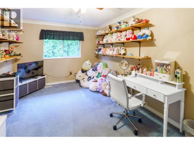 23381 WHIPPOORWILL Avenue | Maple Ridge British Columbia | Slide Image Thirty-three