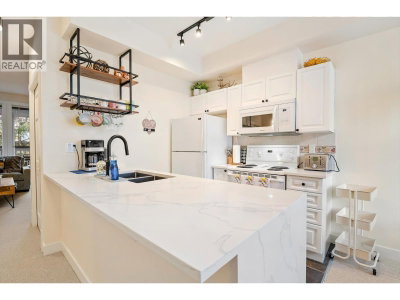 4405 BLACKCOMB Way | Whistler British Columbia | Slide Image Nine