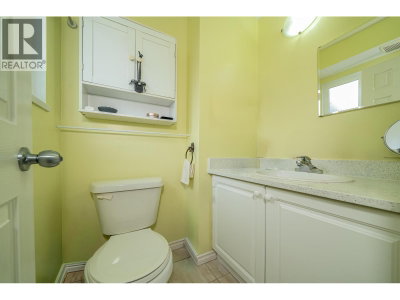 4831 FOXGLOVE Crescent | Richmond British Columbia | Slide Image Fifteen