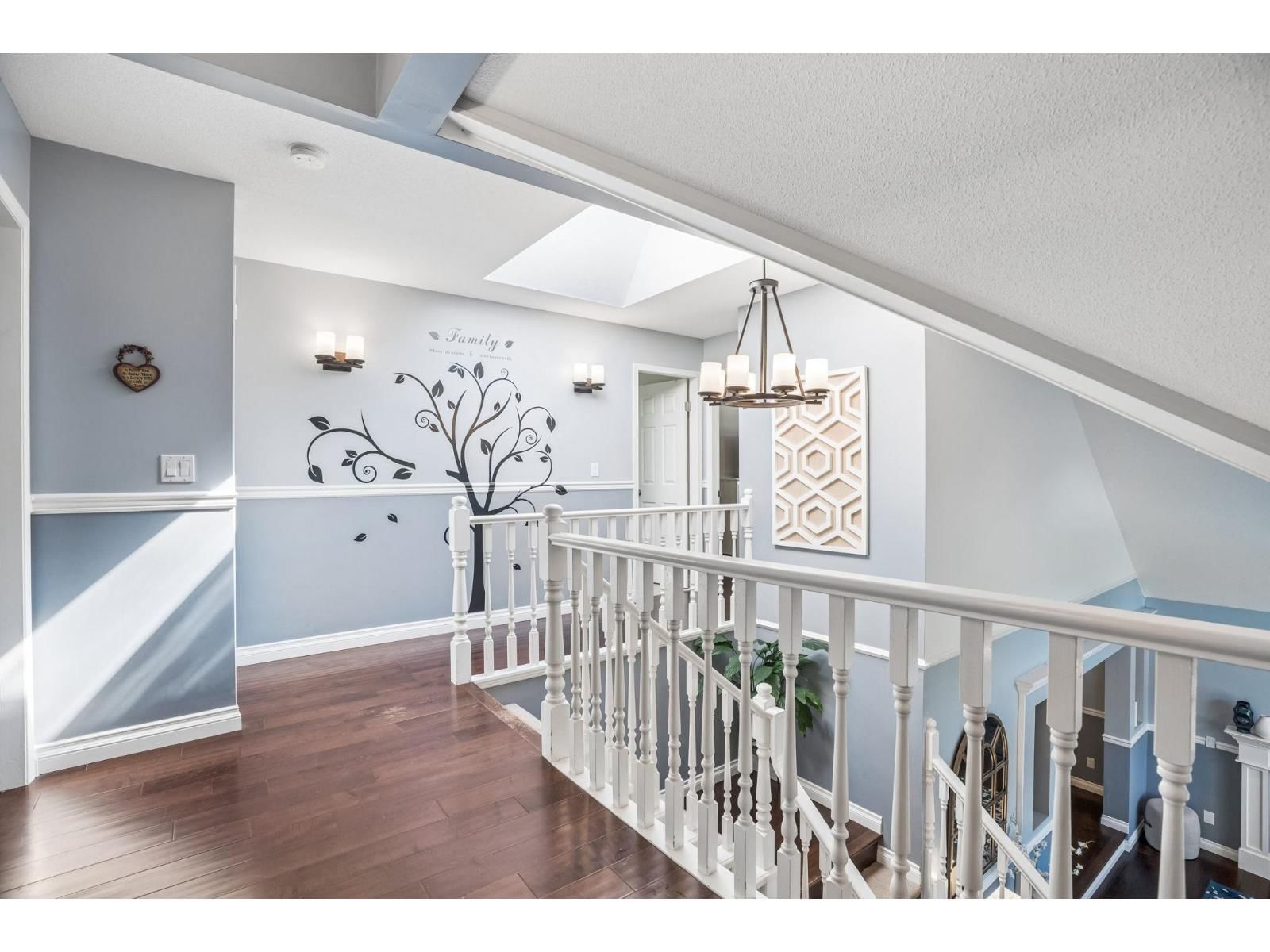 8536 142A STREET Image 18