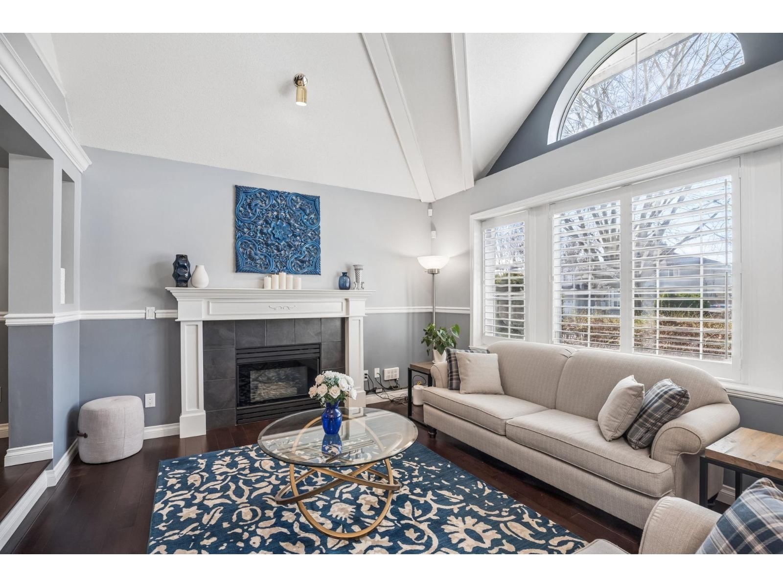 8536 142A STREET Image 3