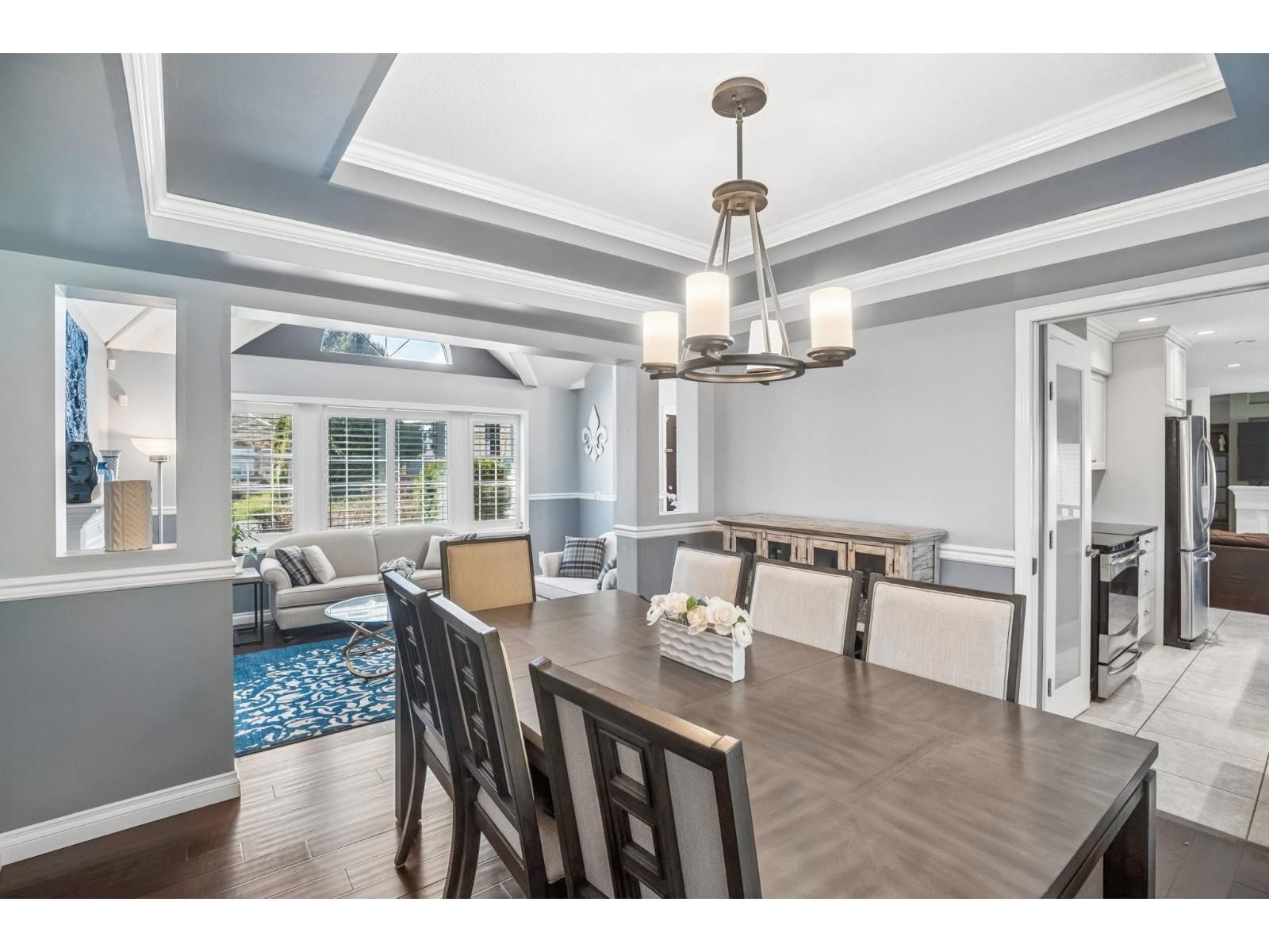 8536 142A STREET Image 6