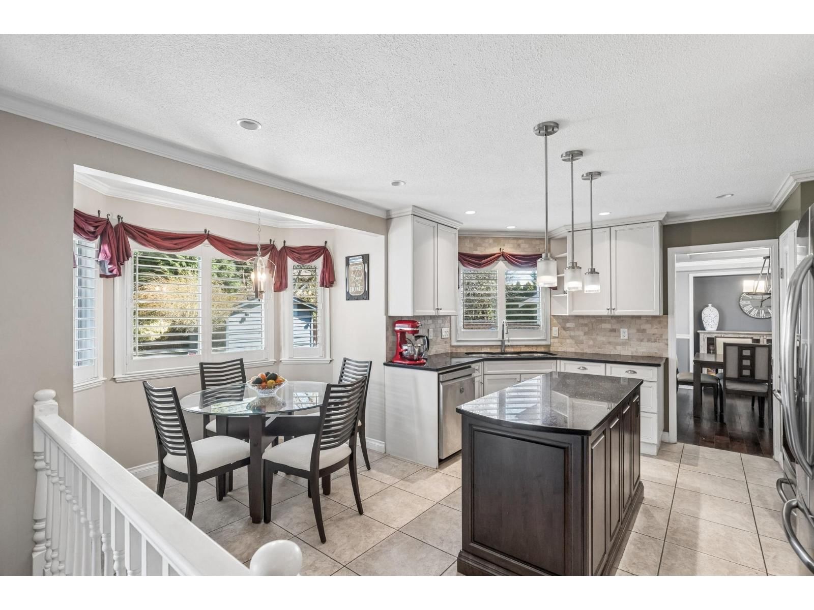 8536 142A STREET Image 8