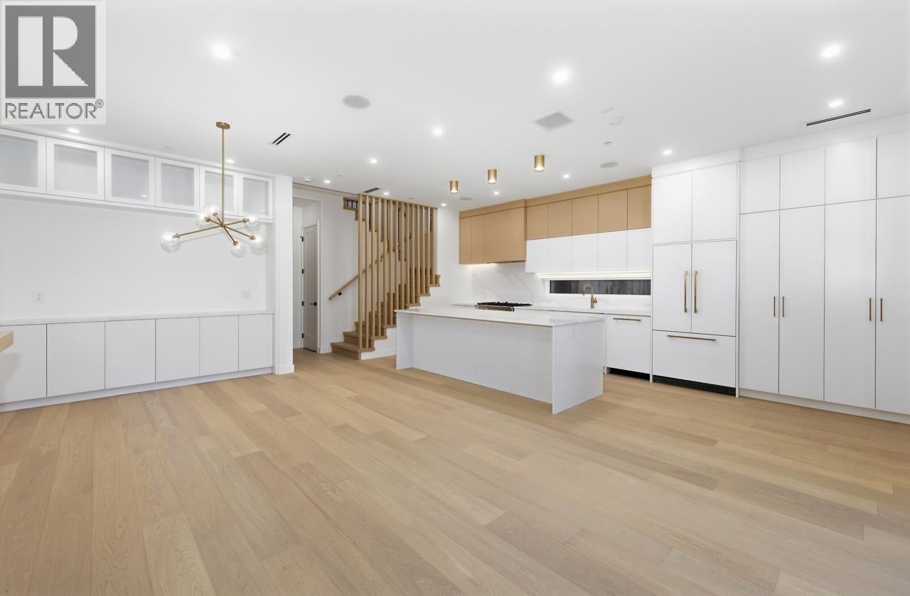 1 - 810 22ND AVENUE Image 14