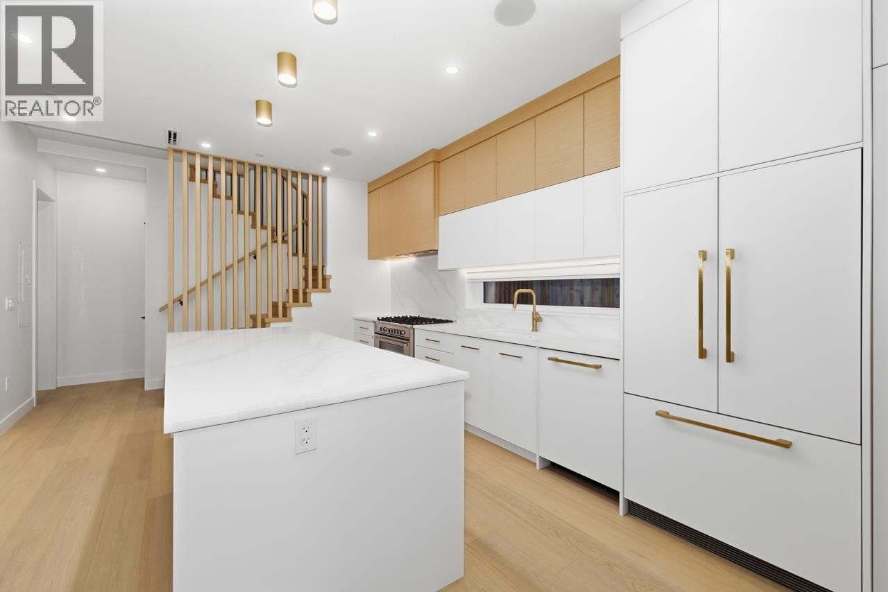 1 - 810 22ND AVENUE Image 18