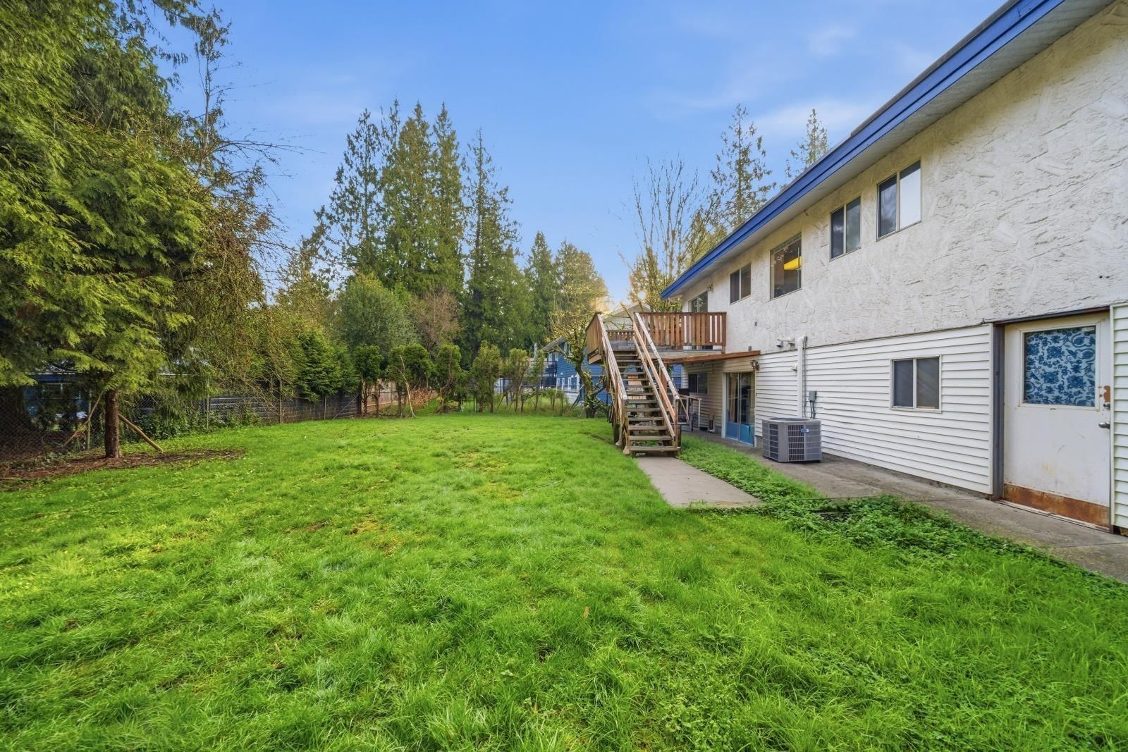 20037 37A AVENUE Image 22