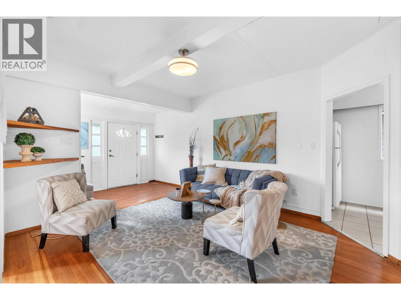 2223 8TH Avenue, Vancouver, V6B1A8 | Image 3