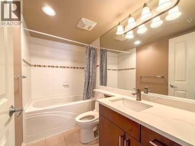 295 GUILDFORD Way | Port Moody British Columbia | Slide Image Sixteen