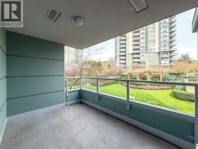 295 GUILDFORD Way | Port Moody British Columbia | Slide Image Nineteen