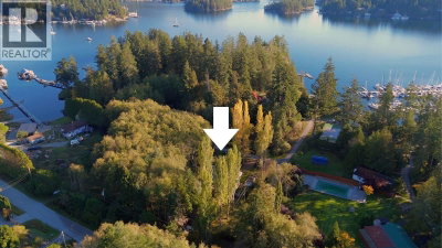 4713 KLEVINS Road | Pender Harbour British Columbia | Slide Image One