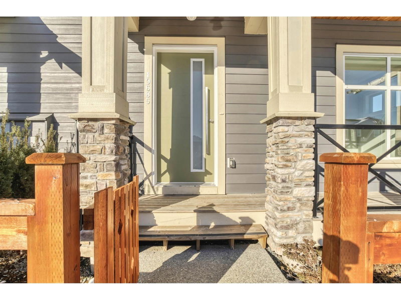 19685 74 Avenue, Langley, V2Y3G6 | Image 2