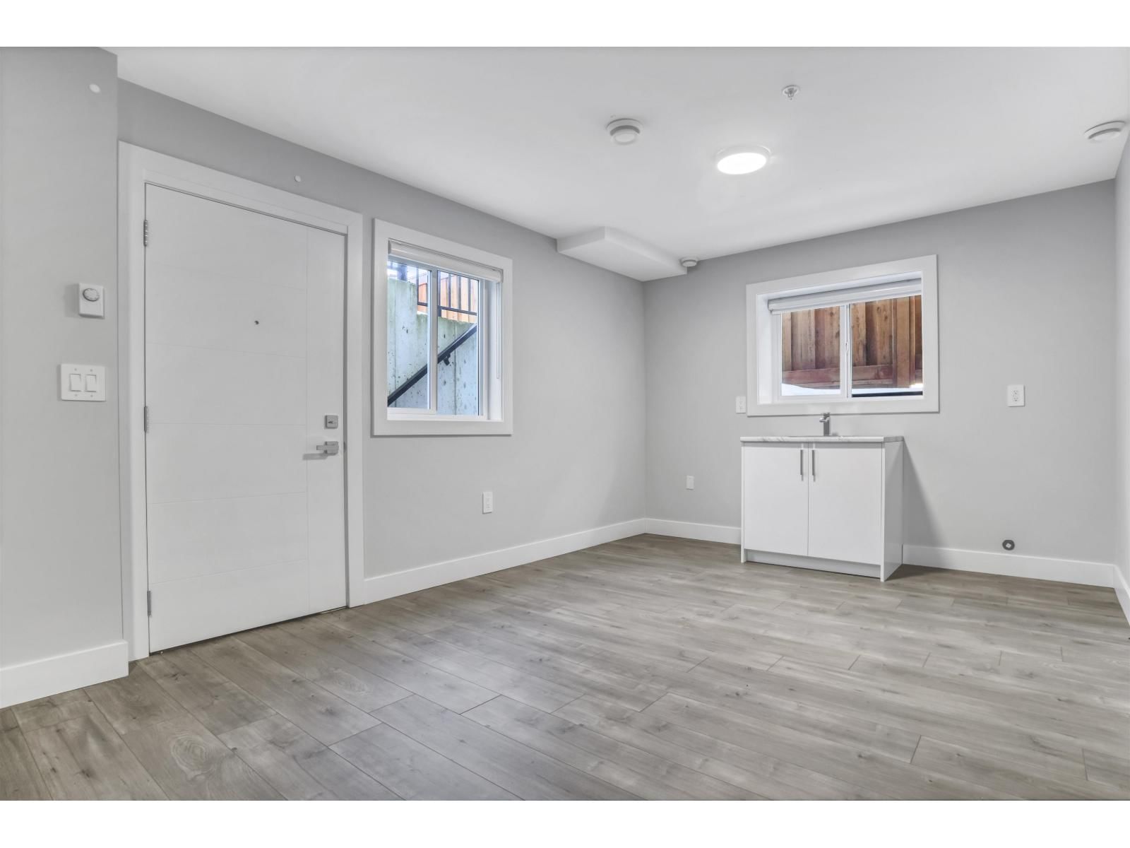 19685 74 AVENUE Image 35