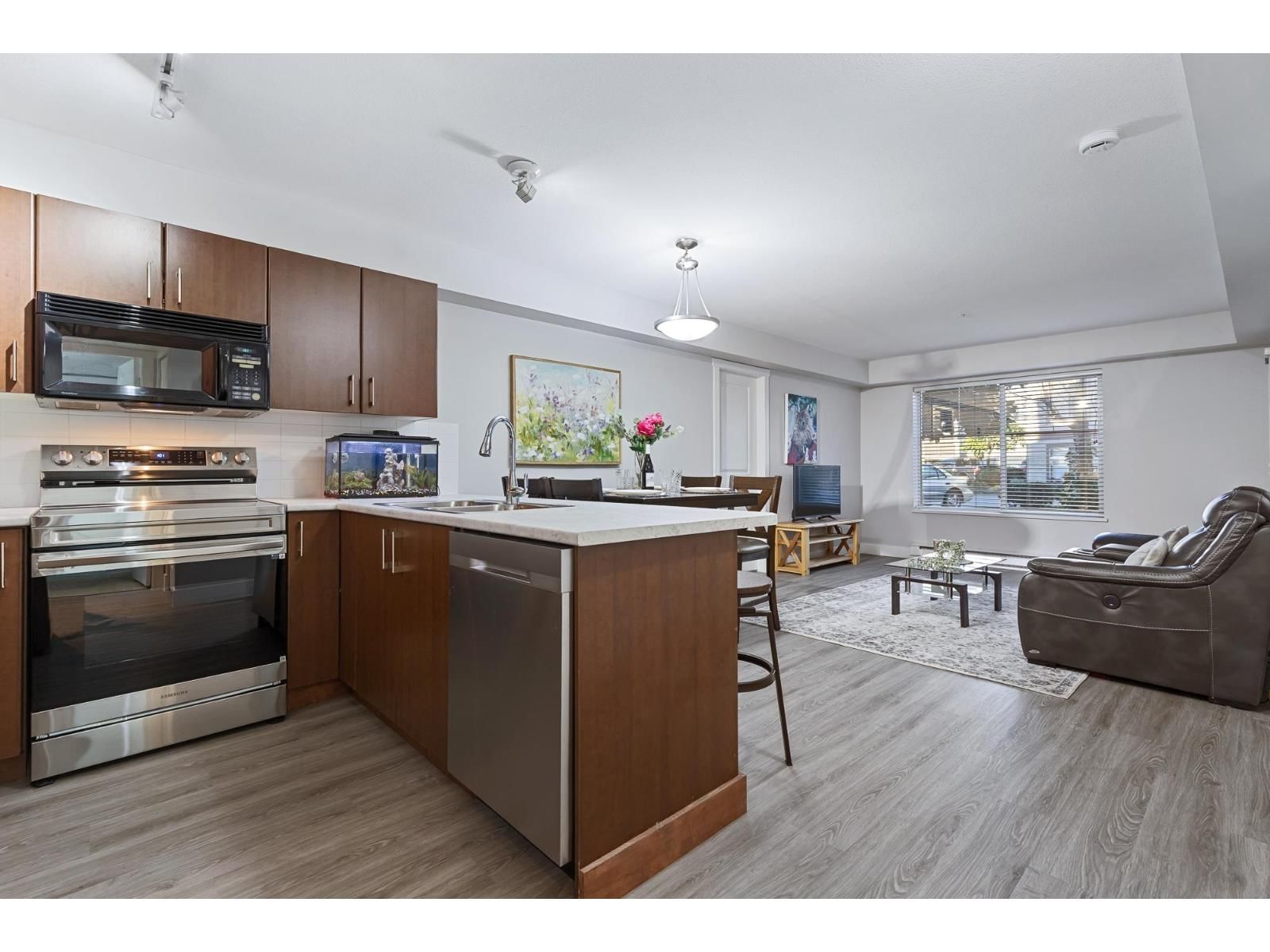 101 - 45555 YALE ROAD Image 15