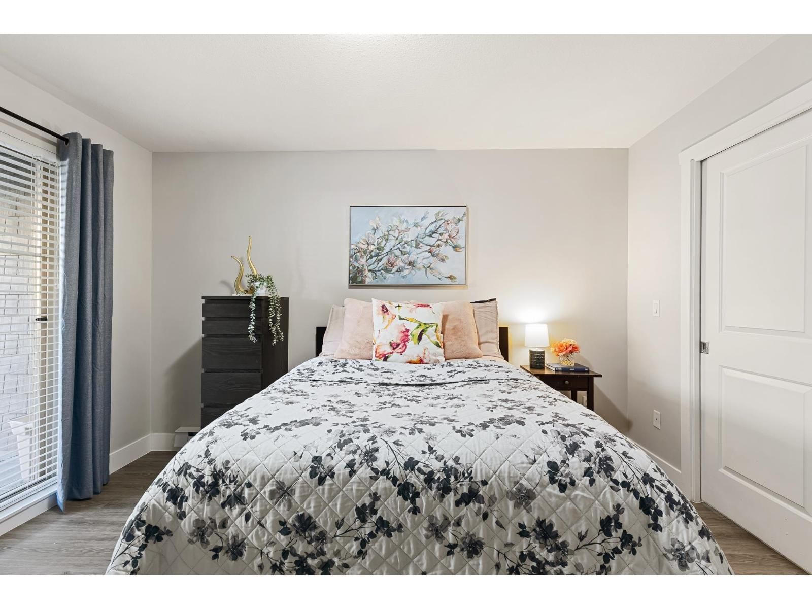 101 - 45555 YALE ROAD Image 24