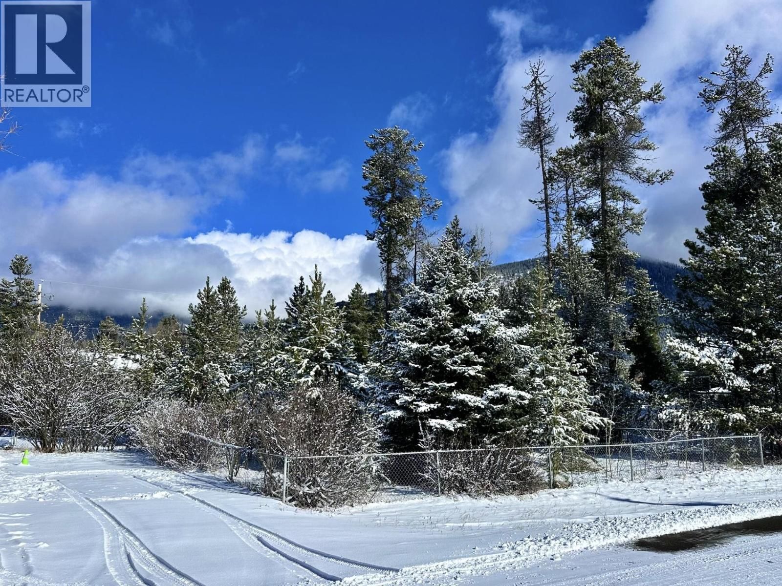 1044 9TH AVENUE Image 2