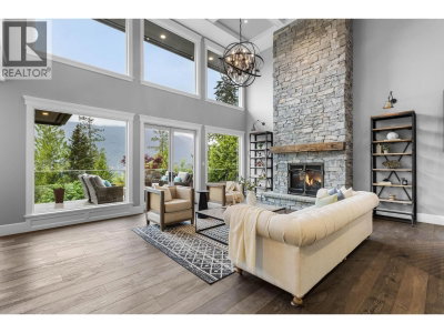 3377 SENKLER Road | Port Moody British Columbia | Slide Image Four