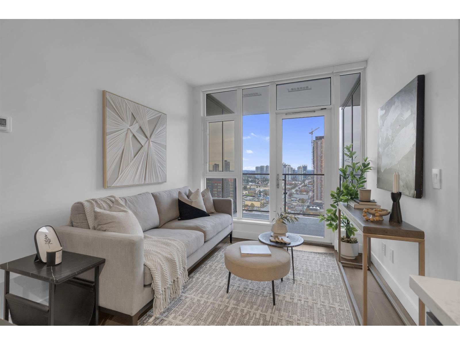 2405 - 10750 135A STREET Image 10