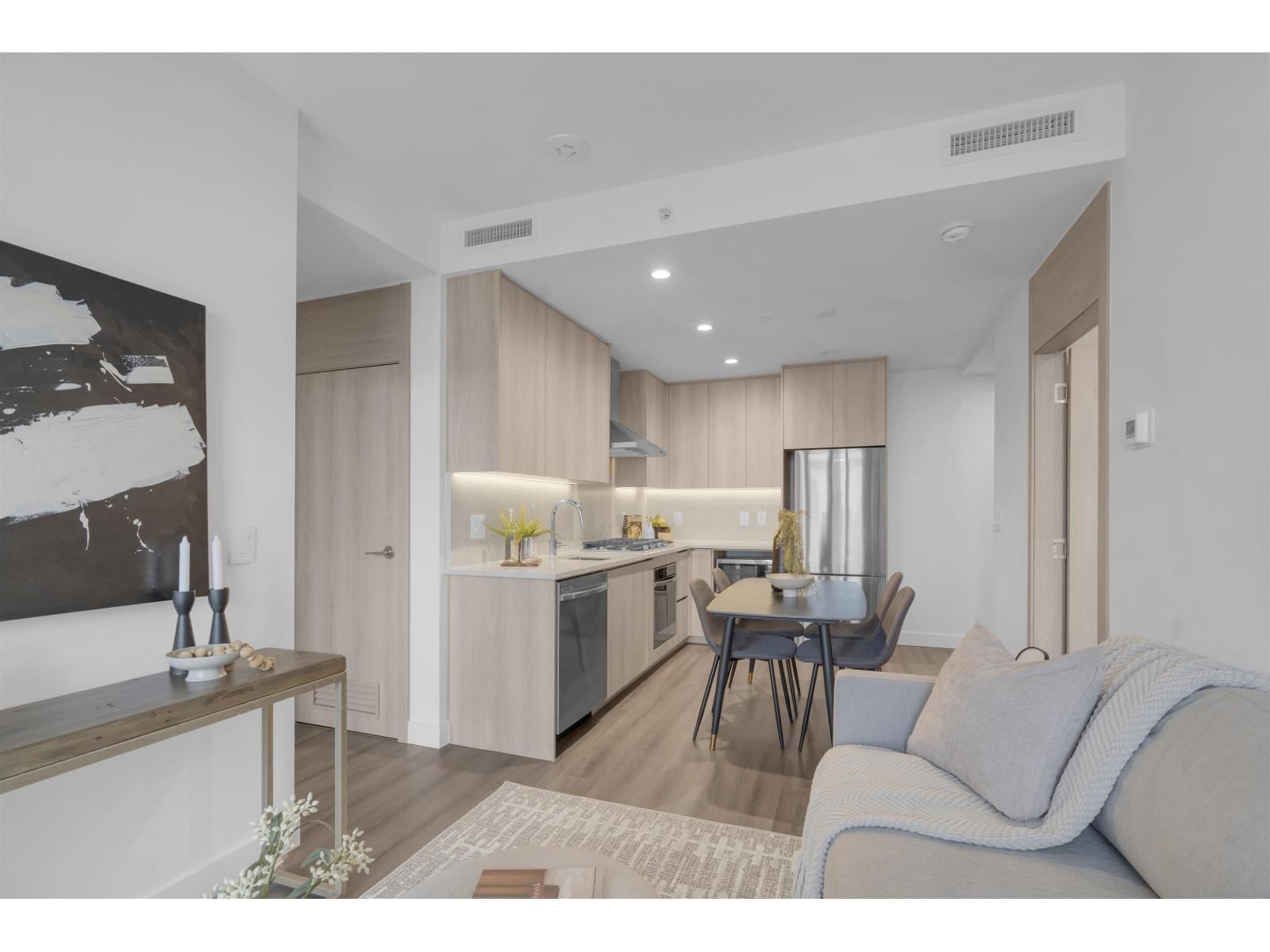 2405 - 10750 135A STREET Image 20