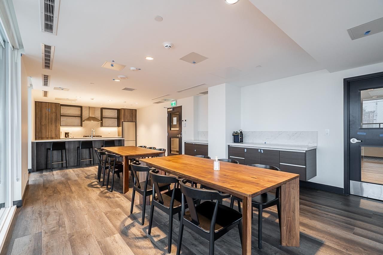 2405 - 10750 135A STREET Image 31