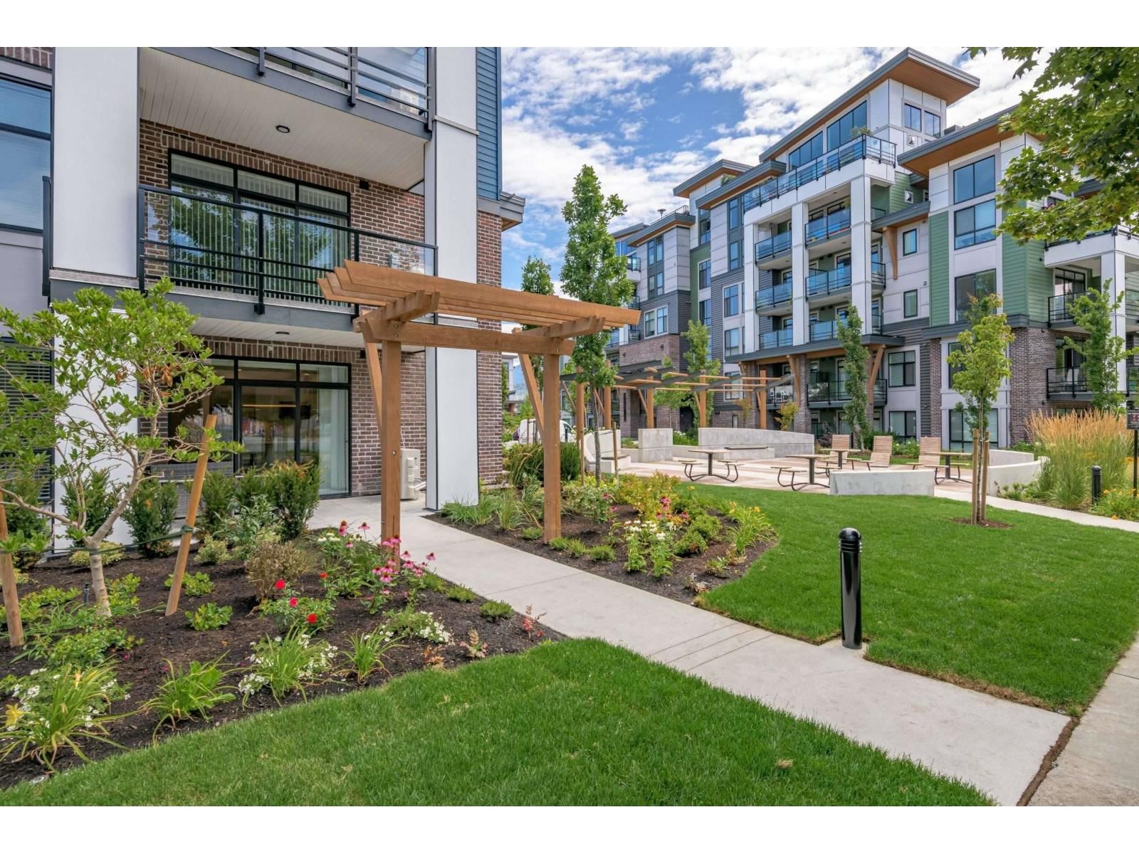 101 - 45500 MARKET WAY Image 1