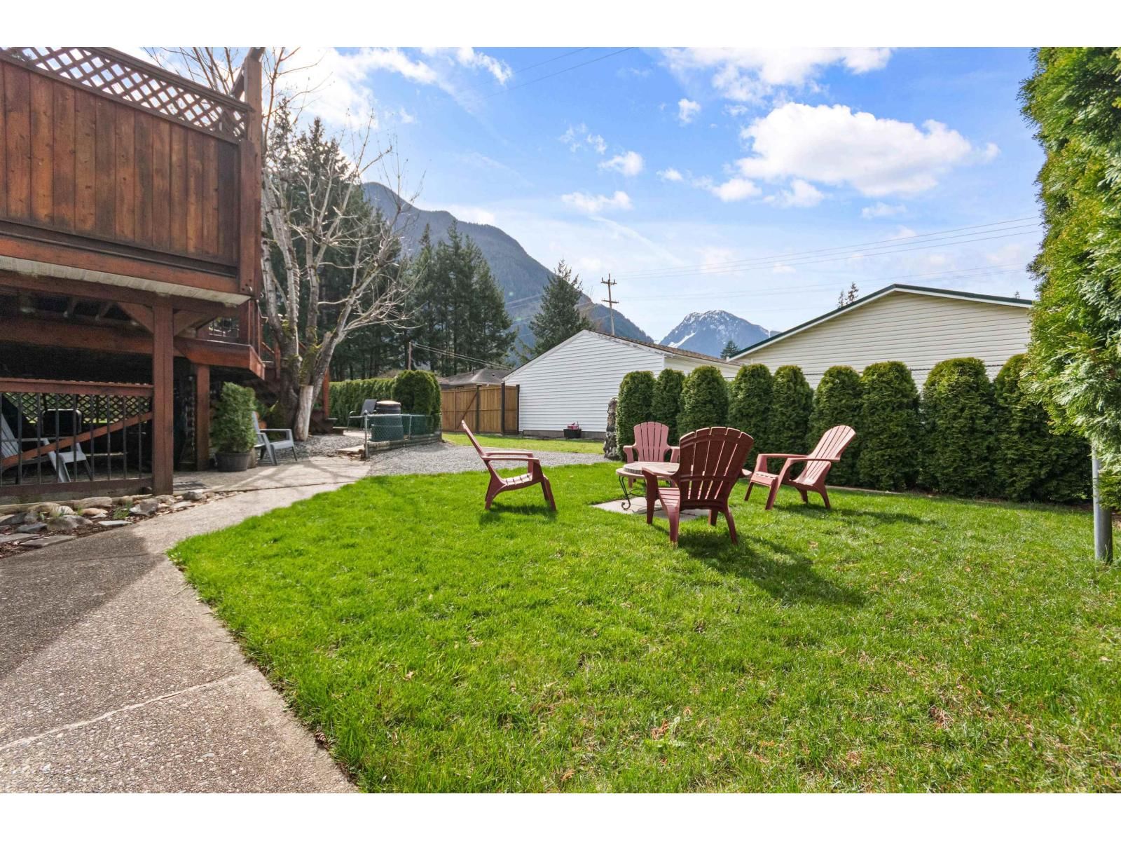 780 OLSON AVENUE Image 36