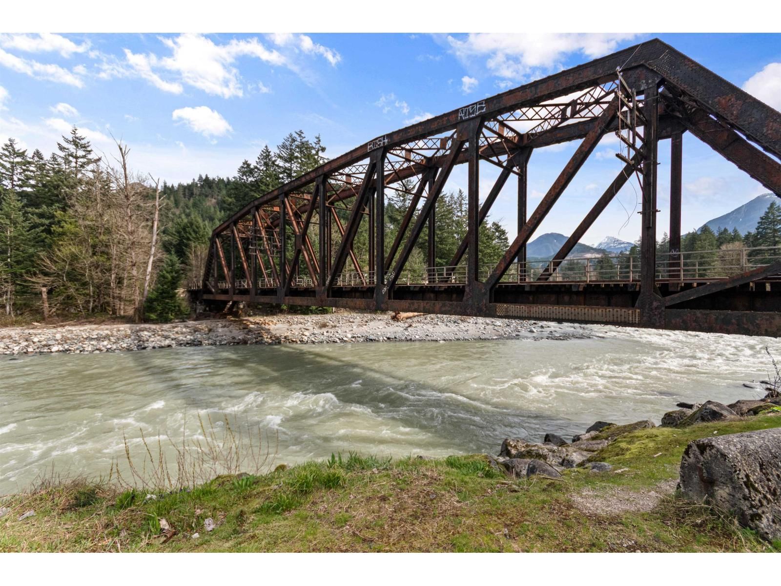 780 OLSON AVENUE Image 39