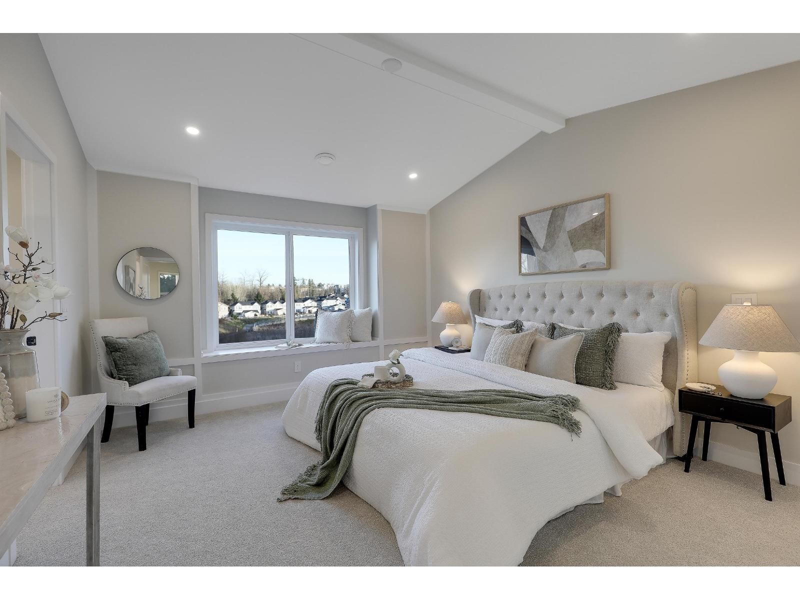 7756 196 STREET Image 16