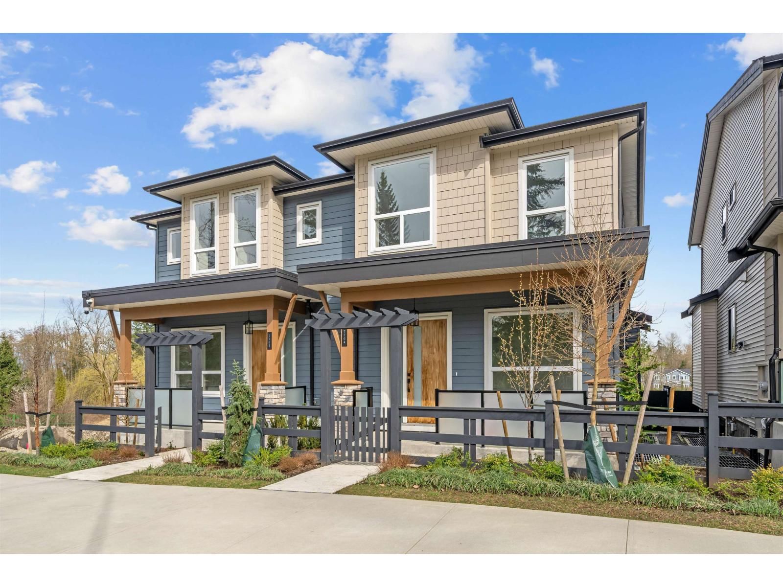 7756 196 STREET Image 2