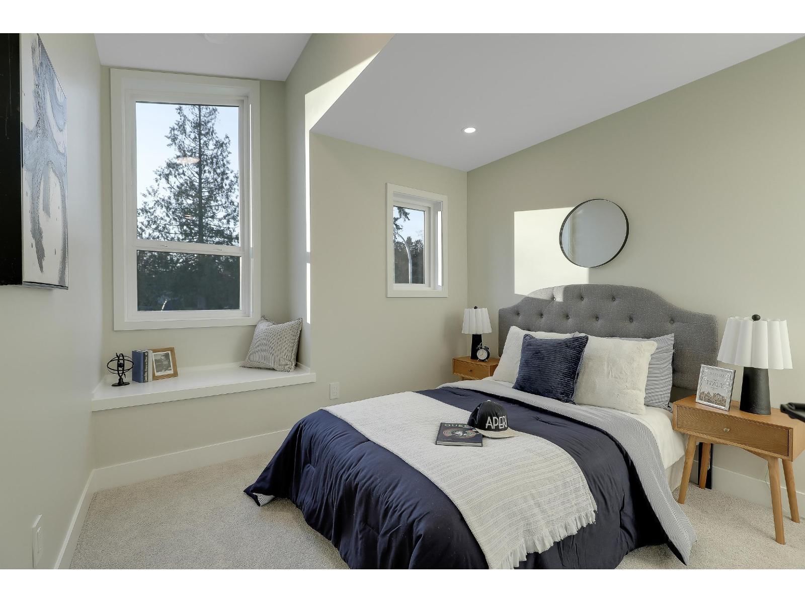 7756 196 STREET Image 21