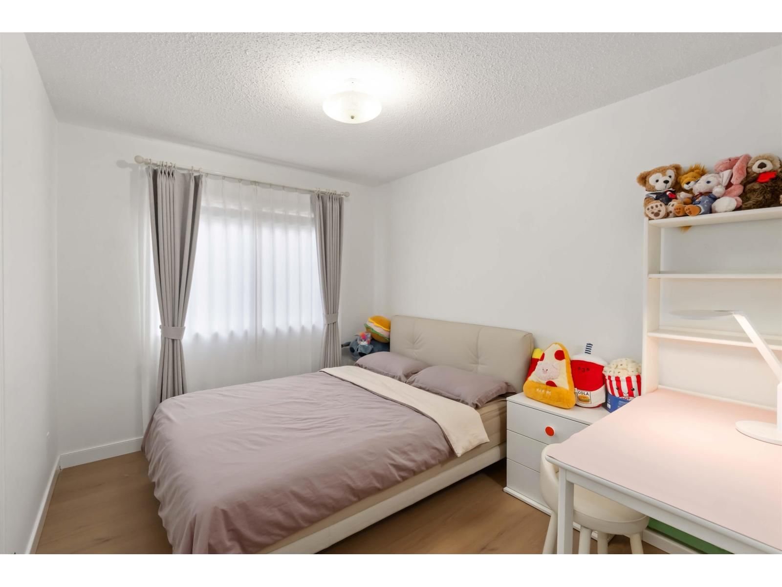 14082 20 AVENUE Image 23