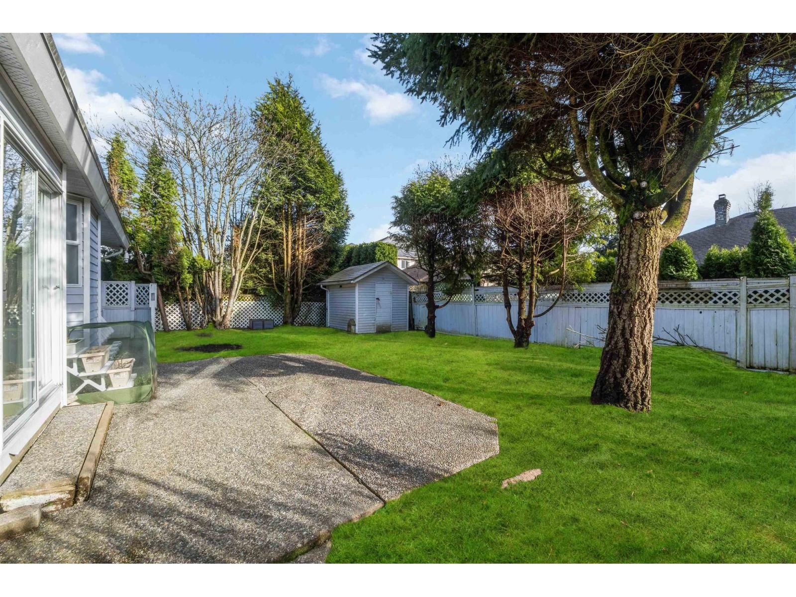 14082 20 AVENUE Image 28