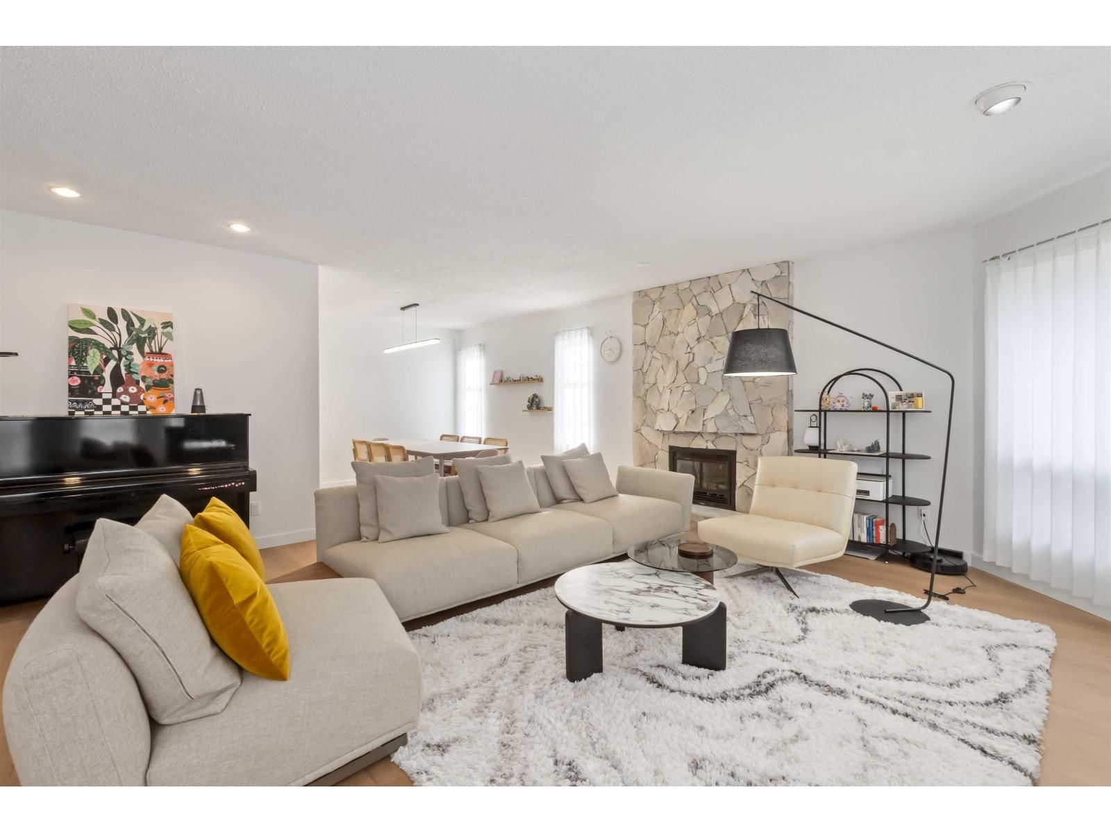 14082 20 AVENUE Image 7