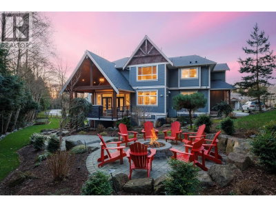 12530 241 Street | Maple Ridge British Columbia | Slide Image One